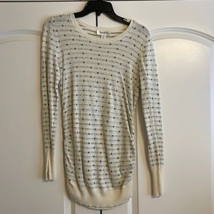 Maternity sweater